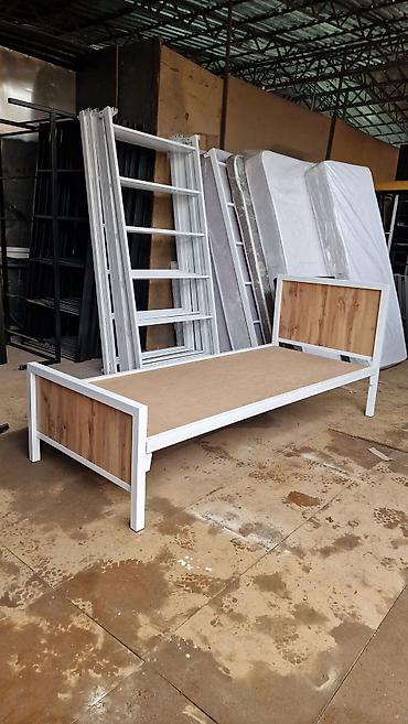 Односпальные кровати: Односпальная кровать в индустриальном стиле - Размер: под стандартный — 10