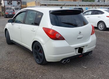 Nissan: Nissan Tiida: 1.8 l | 2007 il Hetçbek — 3