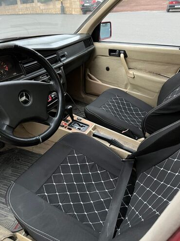 Mercedes-Benz: Mercedes-Benz 190 (W201) sedan - Kuzov: 4 qapılı sedan, bordo rəng - — 9