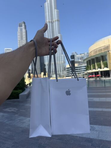 iphone 11 pri: IPhone 16 Pro, 128 GB, Qızılı, Face ID