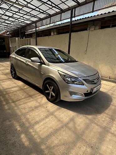 Продажа авто: Hyundai Solaris: 2014 г., 1.4 л, Автомат, Бензин, Седан — 2