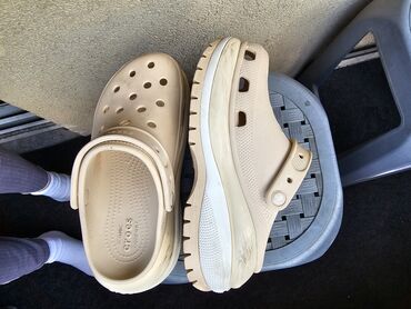 crocs papuče deichmann: Modne papuče, Crocs
