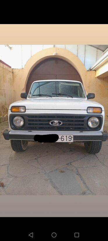 maşn: VAZ (LADA) 4x4 Niva: 1.7 l | 2013 il 119000 km Ofrouder/SUV