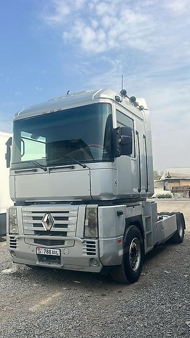82 мтз: Тягач, Renault, 2005 г. — 3