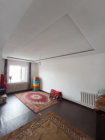 Продажа коттеджей и домов: 👉🏼 Продаётся дом с участком 4 соток. Район ж/м Тынчтык, ул.Корсакова — 5