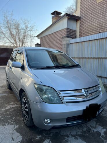 Toyota: Toyota ist: 2003 г., 1.5 л, Автомат, Бензин, Хэтчбэк