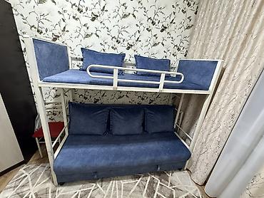 bunk bed: Двух яростная кровать,раздвижная
Торг уместен 
Состояние хорошее — 2