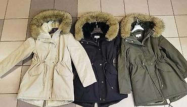 Ženske zimske parke sa krznom na kapuljači - Model: duža parka sa na lalafo.rs Ženske zimske parke sa krznom na kapuljači - Model: duža parka sa