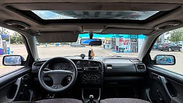 прес патпоршик: Volkswagen Vento: 1992 г., 2 л, Механика, Бензин, Седан — 2