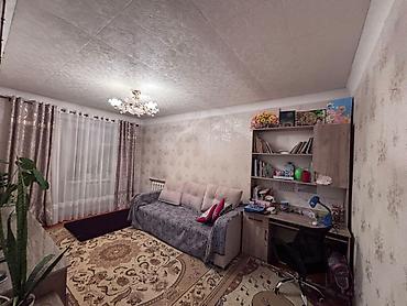 студия комната: 3 комнаты, 59 м², 106 серия, 2 этаж, Старый ремонт — 1