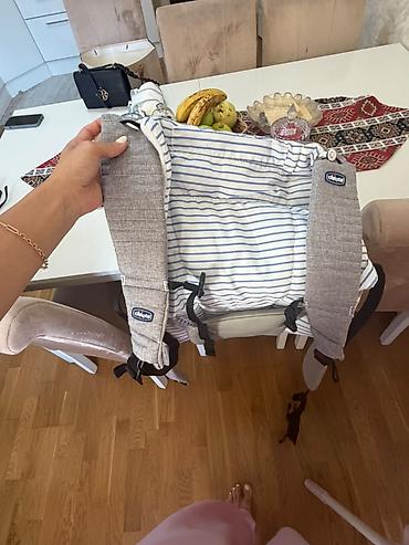 ucuz forma: Chicco brendinin “kenguru” tipli körpə daşıyıcısı - Rəng: Açıq boz — 2