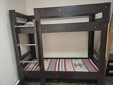 bunk bed: Двухъярусная кровать из тёмного ЛДСП/МДФ. - Компактная модель для — 2