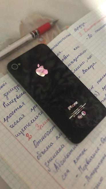 IPhone 4, Б/у, 32 ГБ, Черный, Наушники, Зарядное устройство, Защитное стекло, 100 %