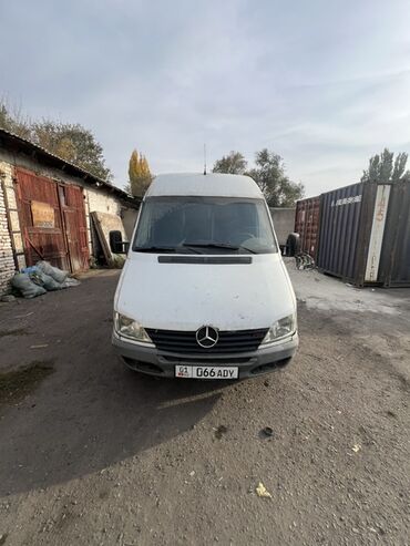 бронированные машина: Mercedes-Benz Спринтер: 2000 г., Дизель, Van