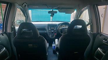 Honda: Honda Stream: 2001 г., 2 л, Автомат, Бензин, Универсал — 4
