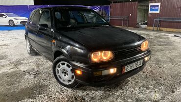 Volkswagen: Volkswagen Golf: 1993 г., 2 л, Механика, Бензин, Хэтчбэк