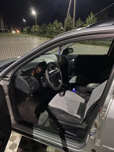 Ford: Ford Mondeo: 2002 г., 2 л, Автомат, Бензин, Универсал — 6