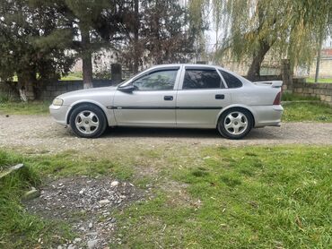 Opel: Opel Vectra: 1.8 l | 1997 il 341500 km Sedan -da lalafo.az — 8 Opel: Opel Vectra: 1.8 l | 1997 il 341500 km Sedan — 8