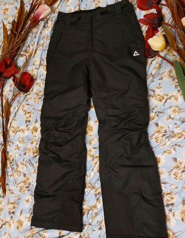 ski kombinezon zenski: Ski pantalone ●DareToBe● u S veličini. Po 42cm, podesivo na manje, po