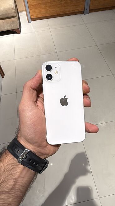 Apple iPhone: IPhone 12 mini, 64 GB