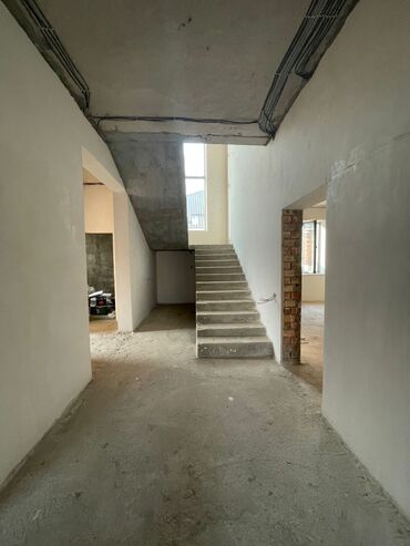 Продажа домов: Дом, 250 м², 5 комнат, Агентство недвижимости — 11