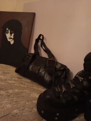 домашние женские тапочки из овчины: Çiyin çantası, İşlənmiş