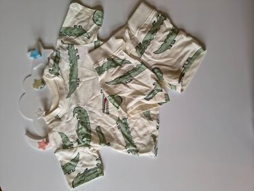 Paketi dečije odeće: Paket: Bodiji, Haljine, Majice, uzrast: 3-6 meseci — 3
