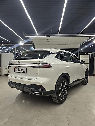 MG: MG : 2024 г., 1.5 л, Автомат, Бензин, Кроссовер — 3