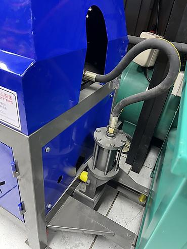 Другие инструменты: Выпрямитель проволоки Управления с компьютером Напряжения 380вольт — 6