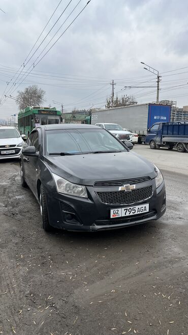 машина golf: Chevrolet Cruze: 2013 г., 1.6 л, Механика, Бензин, Седан