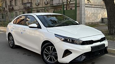 фар: Kia K3: 2022 г., 1.6 л, Автомат, Бензин, Седан — 2