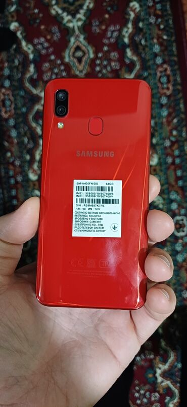 samsunq a40: Samsung Galaxy A40, 64 GB, rəng - Qırmızı, Barmaq izi, İki sim kartlı, Sənədlərlə