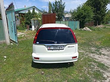 полу присеп: Honda Stream: 2002 г., Бензин, Минивэн — 7