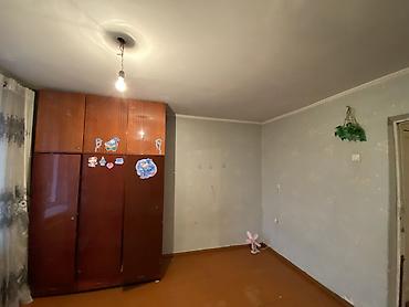торг: 3 комнаты, 70 м², Индивидуалка, 2 этаж, Старый ремонт — 2