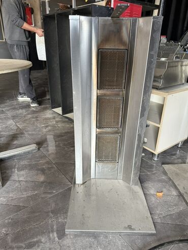 студийный микрофон: Промышленный газовый инфракрасный обогреватель-колонна GÖRKEM (LPG) -