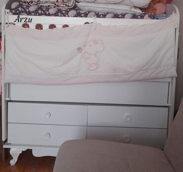 Digər mebel: Ayla91Beşik satılır 60 manata.Ela veziyyetde.Ramanı şuşa qes.Ayla91
