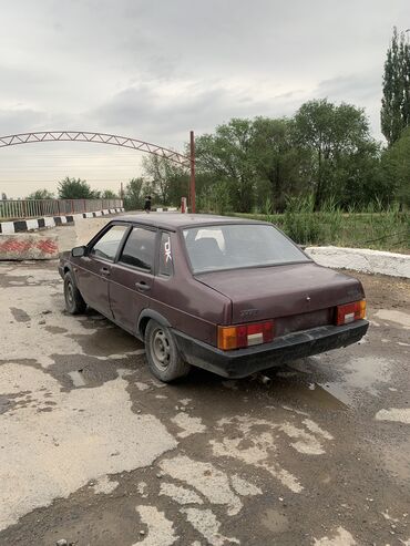 ВАЗ (ЛАДА): ВАЗ (ЛАДА) 21099: 1998 г., 1.5 л, Механика, Бензин, Седан