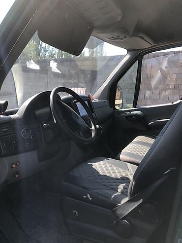 sprinter 4 4: Грузовой фургон Mercedes‑Benz Sprinter (длинная база, высокий кузов) — 2