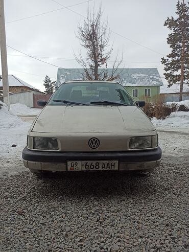 passat b3 универсал: Volkswagen Passat: 1989 г., 1.8 л, Механика, Бензин, Седан