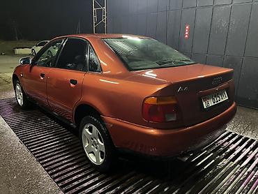 Audi: Audi A4: 1994 г., 1.8 л, Механика, Бензин, Седан — 4