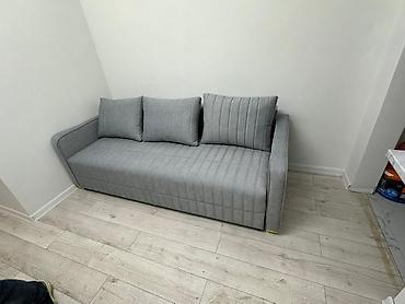 sofa: Компактный прямой диван-кровать серого цвета с механизмом — 2