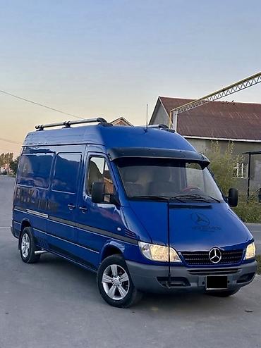 грузовик mercedesbenz: Mercedes-Benz Спринтер: 2004 г., 2.7 л, Механика, Дизель, Фургон — 2