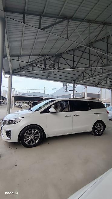 Kia: Kia Carnival: 2019 г., Минивэн — 4