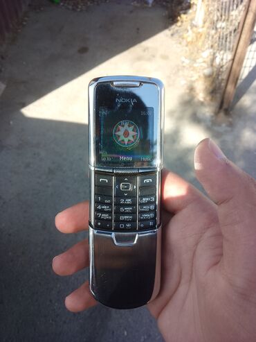 nokia 3108: Nokia 8