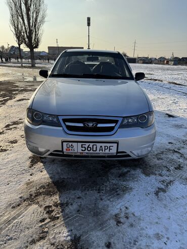 Daewoo: Daewoo Nexia: 2010 г., 1.6 л, Механика, Бензин, Седан