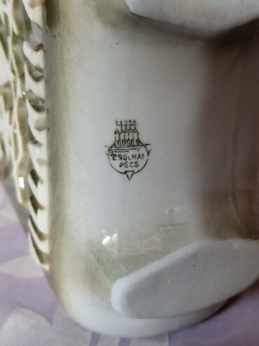 Čaše: Cutura nova Zsolnay Madjarska 1920g+. Cutura perfektna na lalafo.rs — 10 Čaše: Cutura nova Zsolnay Madjarska 1920g+. Cutura perfektna — 10