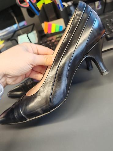 Salonke: Ženske salonke Caprice - Brend: CAPRICE - Veličina: 39 (označeno na — 9