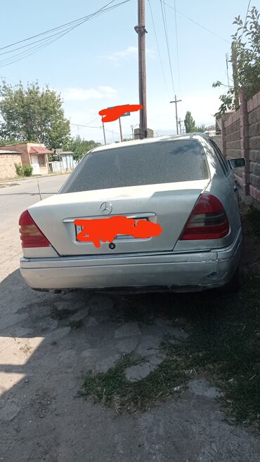 мерседес бенз мл: Mercedes-Benz 220: 1996 г., 2.2 л, Автомат, Бензин, Седан