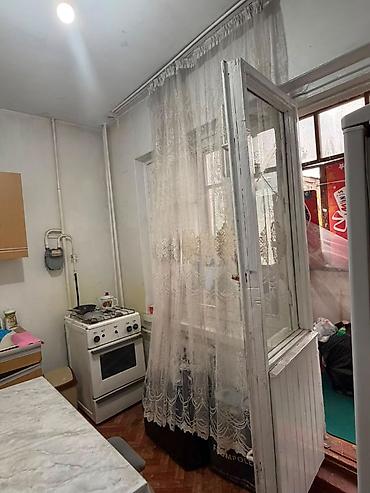 Батирлерди сатуу: 1 бөлмө, 34 м², Аламедин-1 мкр 105-серия, 2 кабат — 3