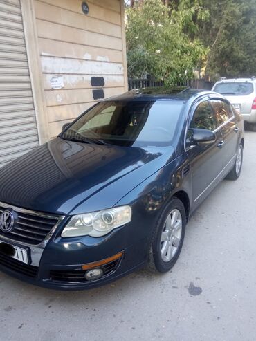 Volkswagen Passat: 2 l | 2005 il Sedan